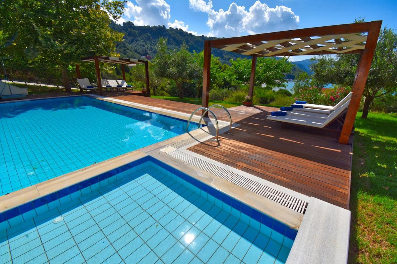 Corfu Resorts Apartments 佩雷卡斯 外观 照片